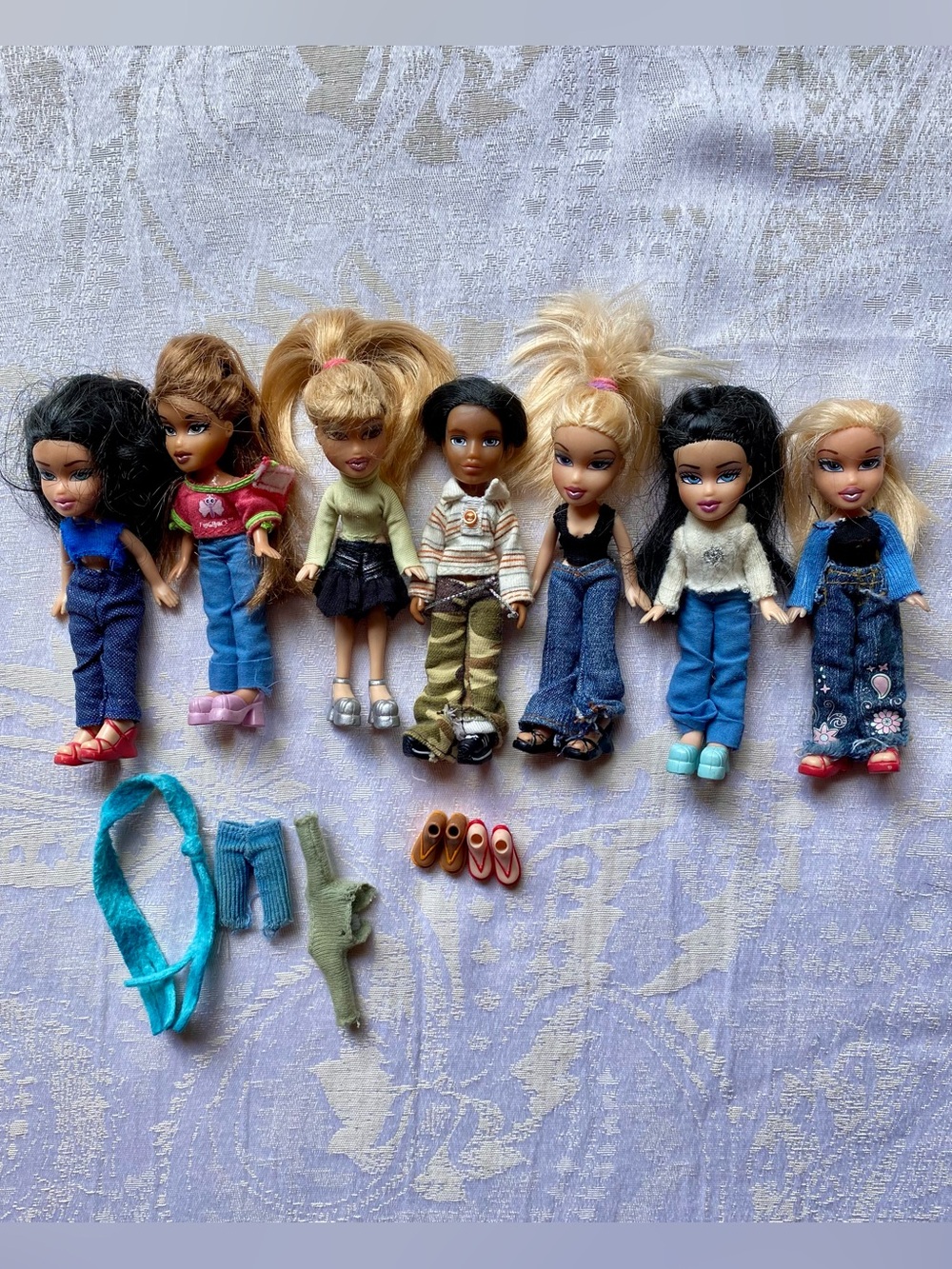 Vintage Lil Bratz Mini Dolls Lot of 7